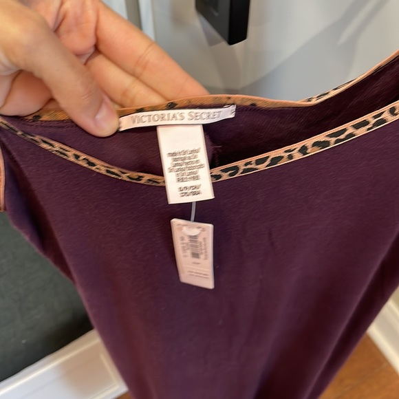 Victoria’s secrete night gown slip on - Picture 6 of 10